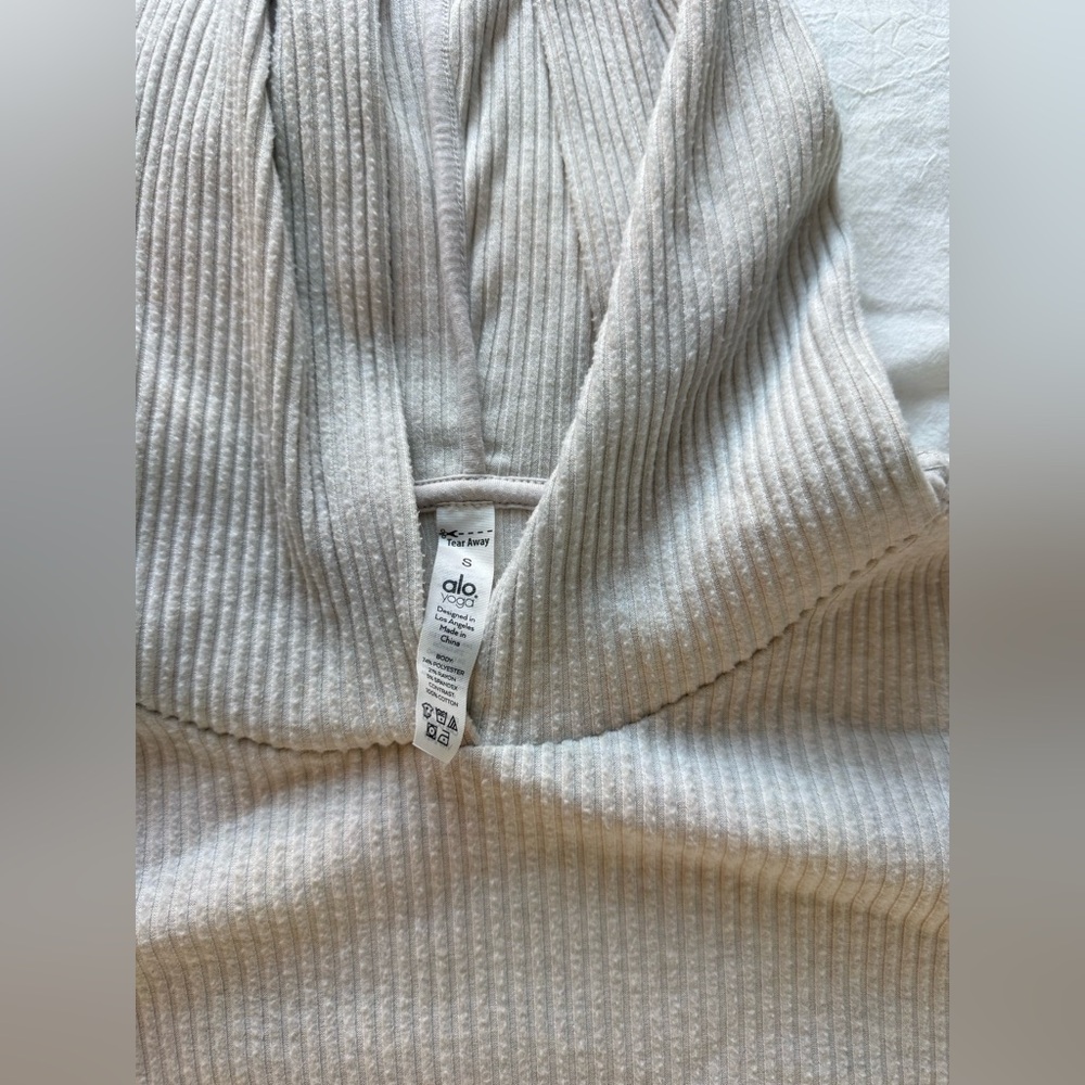 Alo Yoga Muse Matching Set (Hoodie and Pant in Ivory) Small - Picture 8 of 15